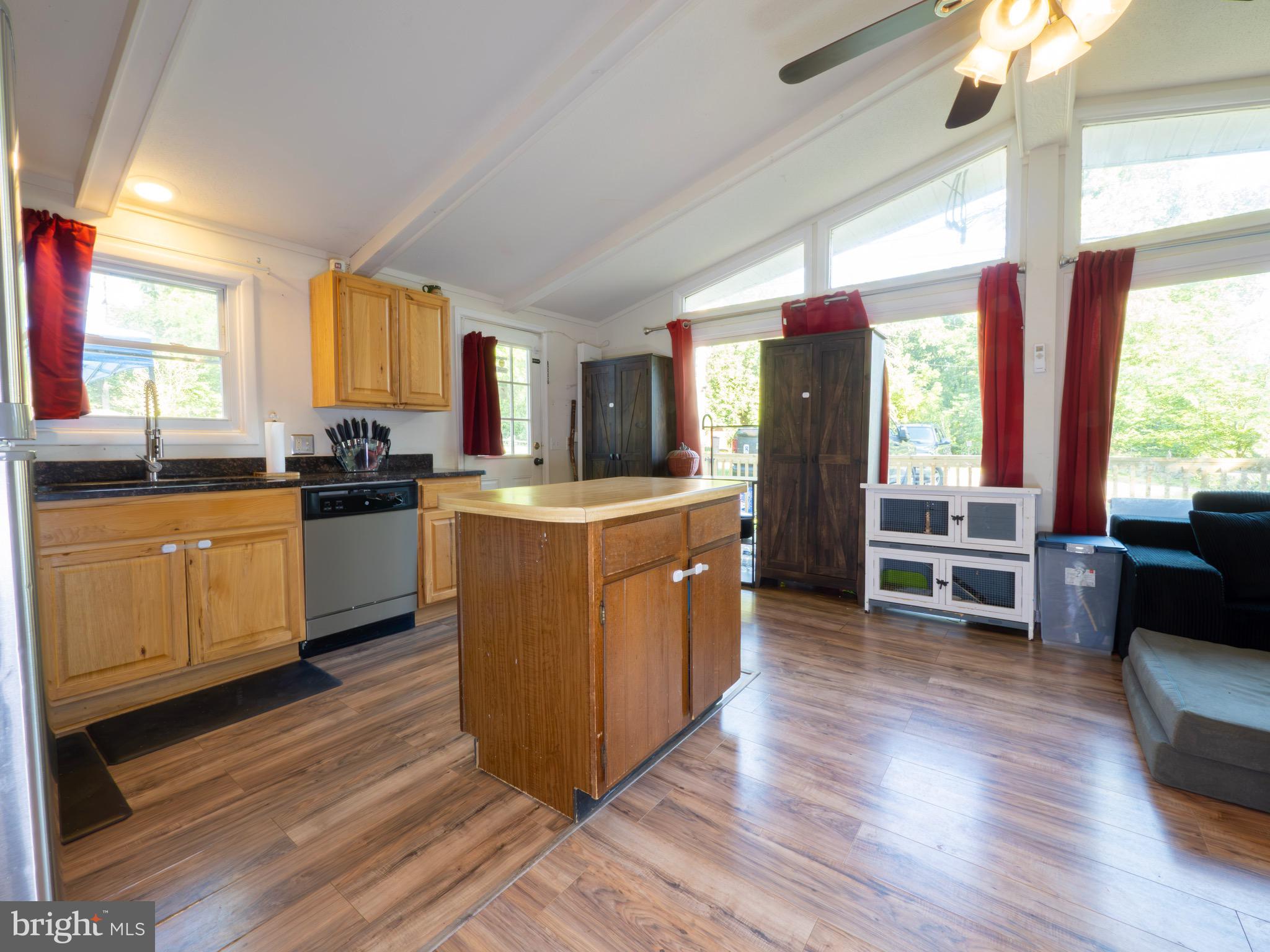 SKYLAND ESTATES - Residential