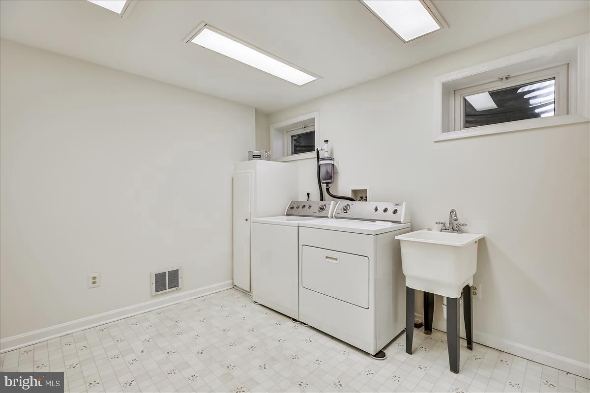 OLNEY OUTSIDE - Residential