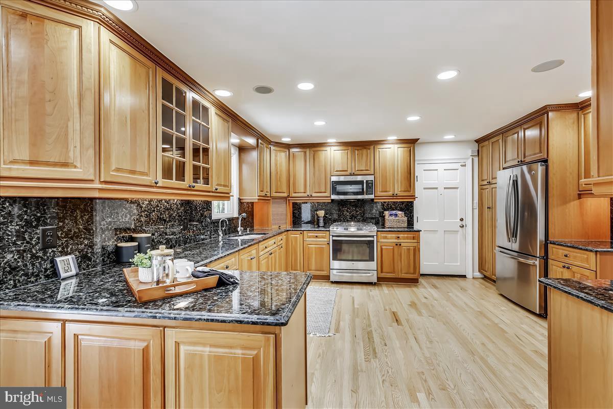 OLNEY OUTSIDE - Residential