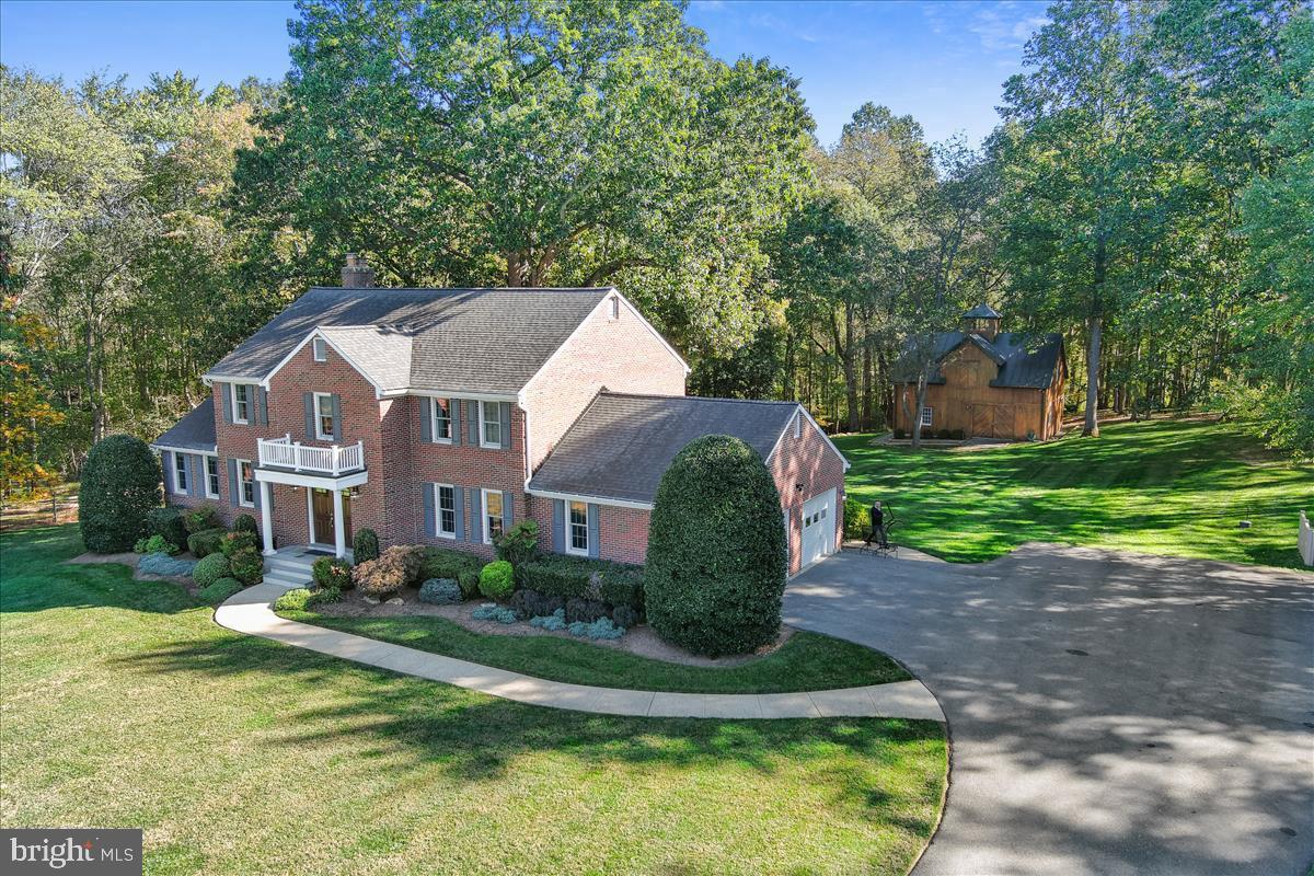 OLNEY OUTSIDE - Residential