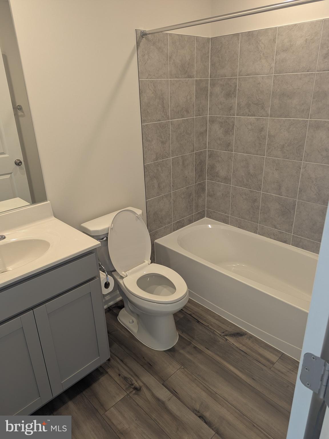 SHENANDOAH SPRINGS - Residential Lease