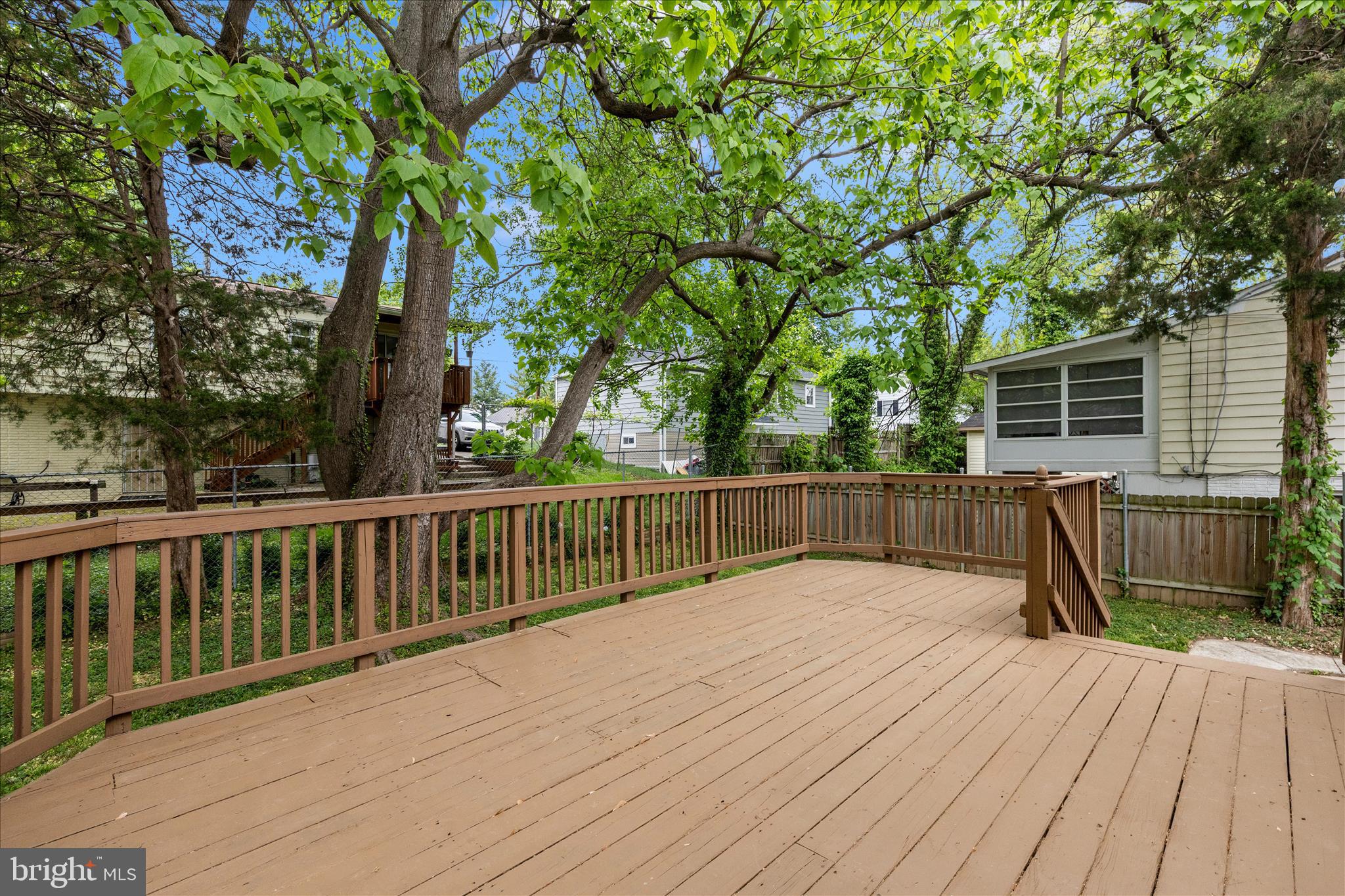 CHESTNUT HILLS - Residential