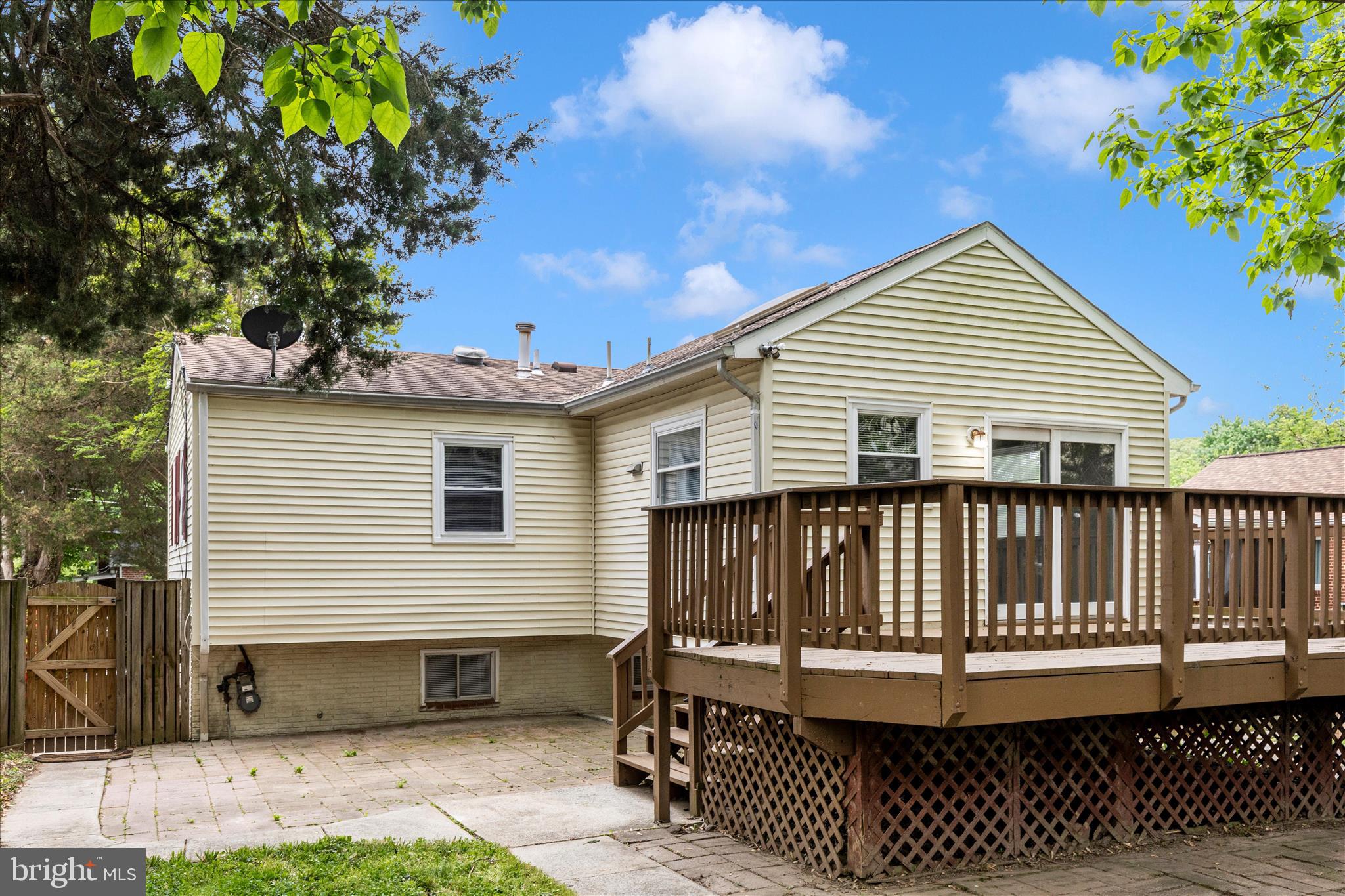 CHESTNUT HILLS - Residential