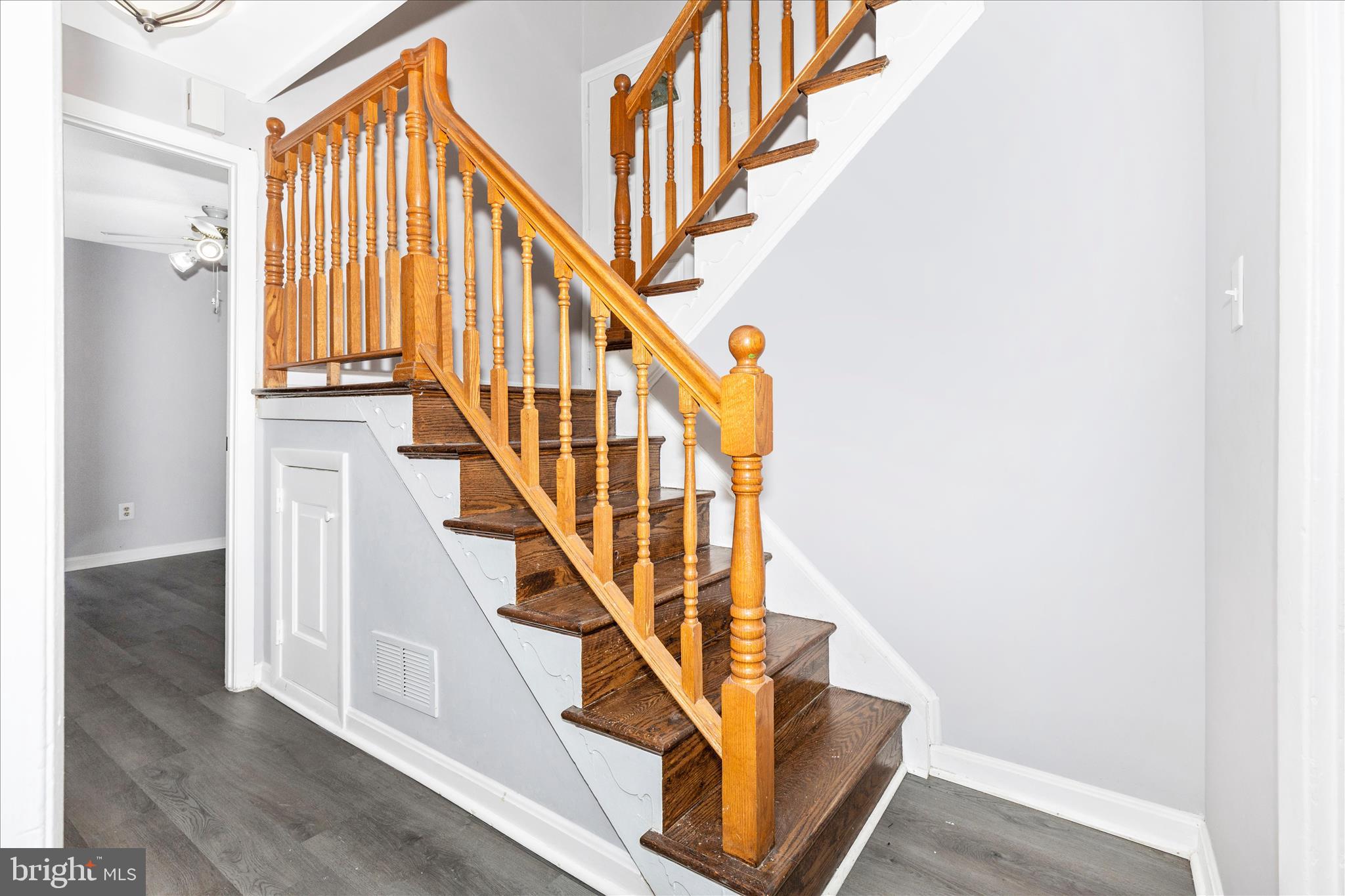CHESTNUT HILLS - Residential