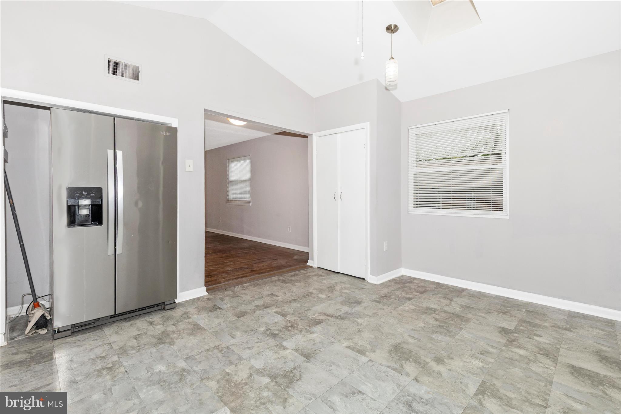 CHESTNUT HILLS - Residential