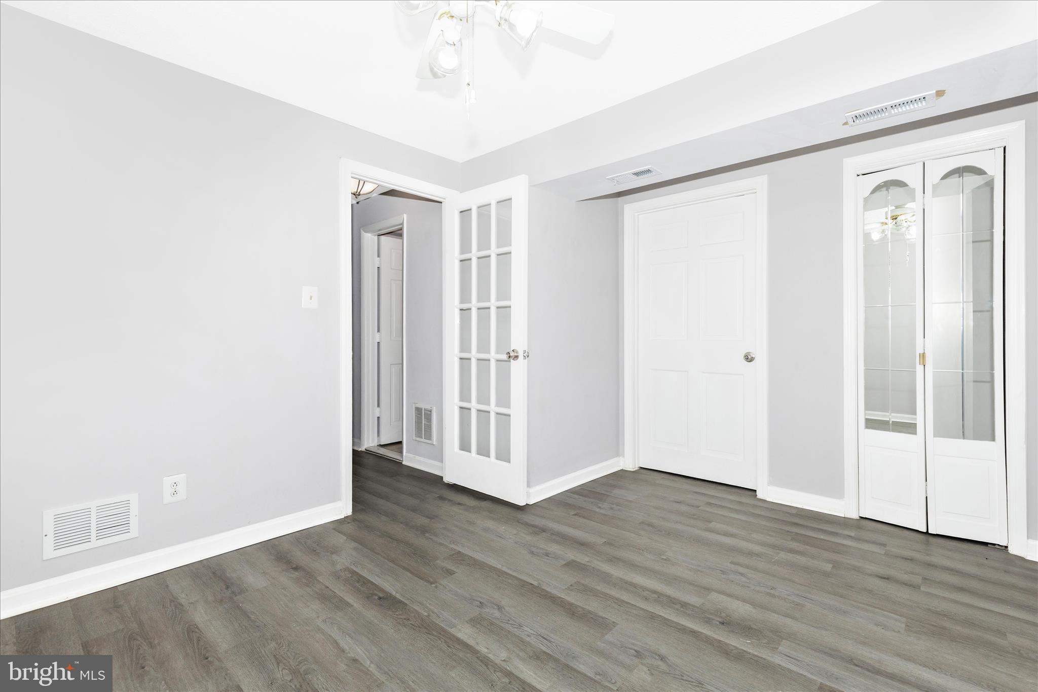 CHESTNUT HILLS - Residential