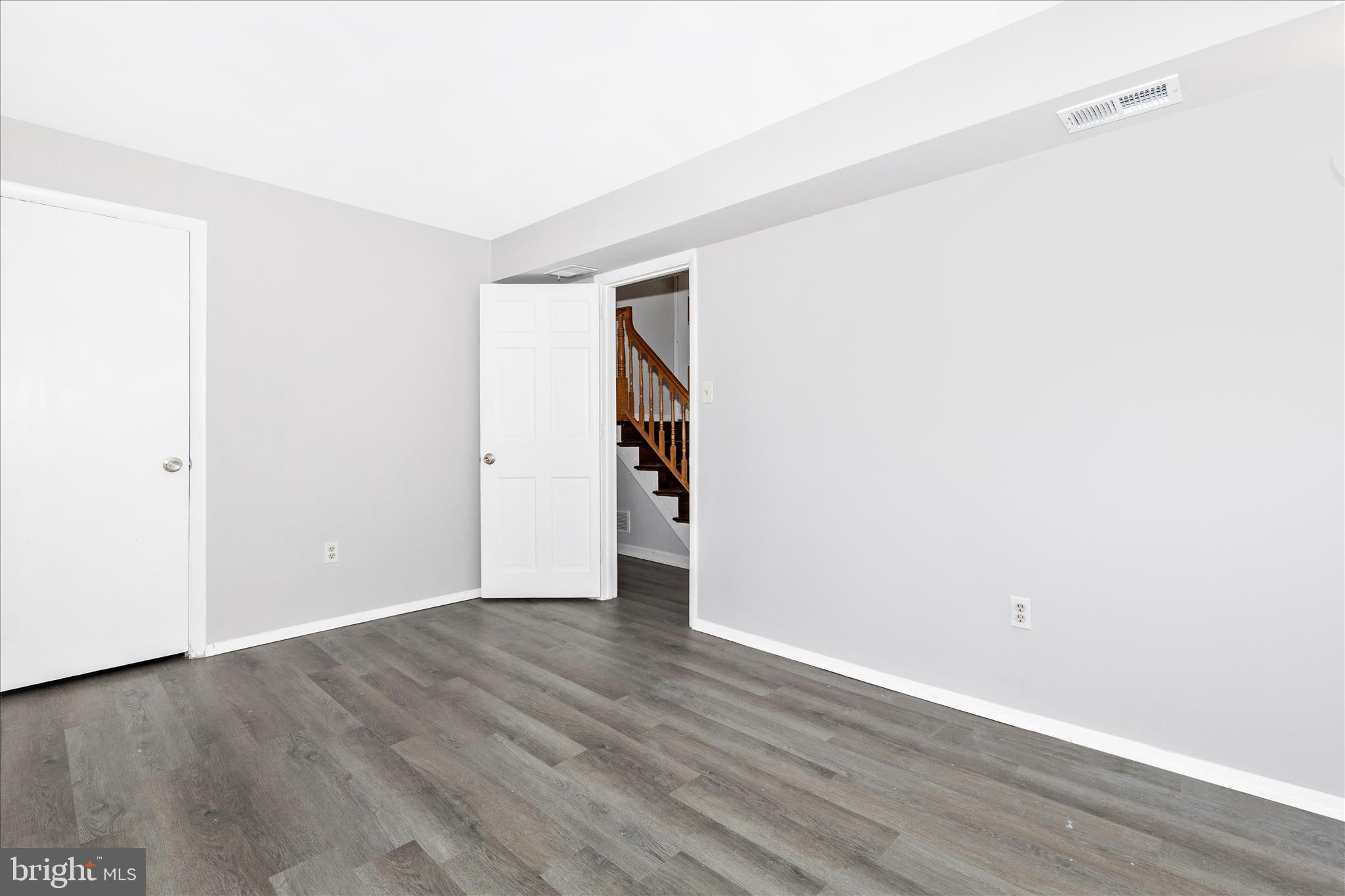 CHESTNUT HILLS - Residential