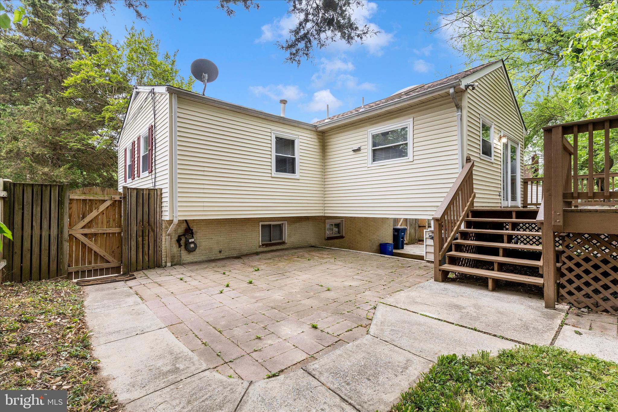 CHESTNUT HILLS - Residential