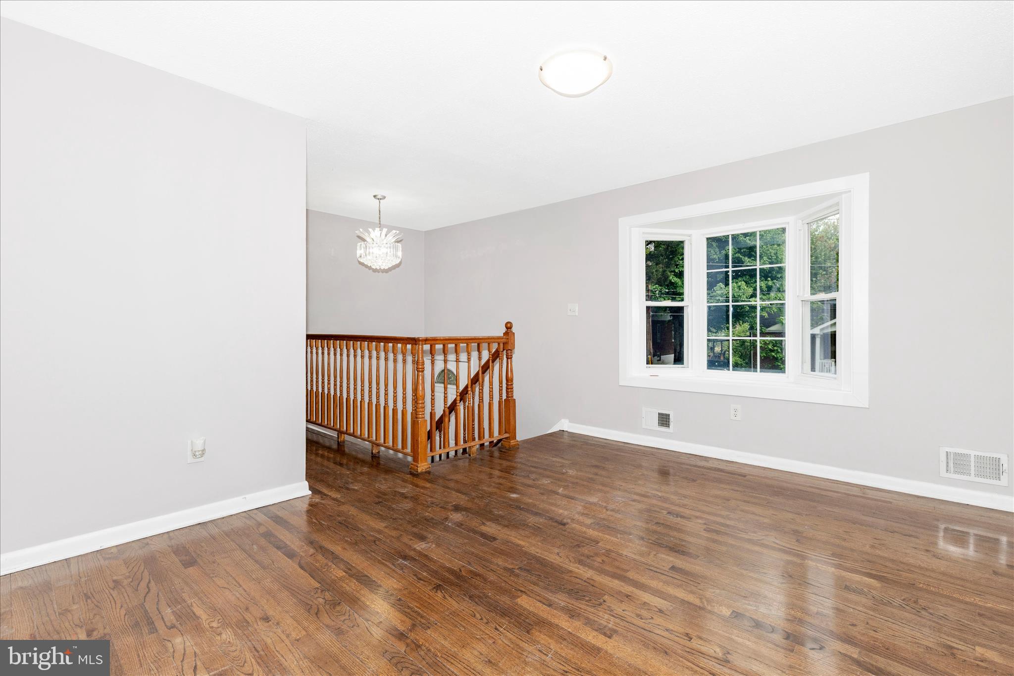 CHESTNUT HILLS - Residential