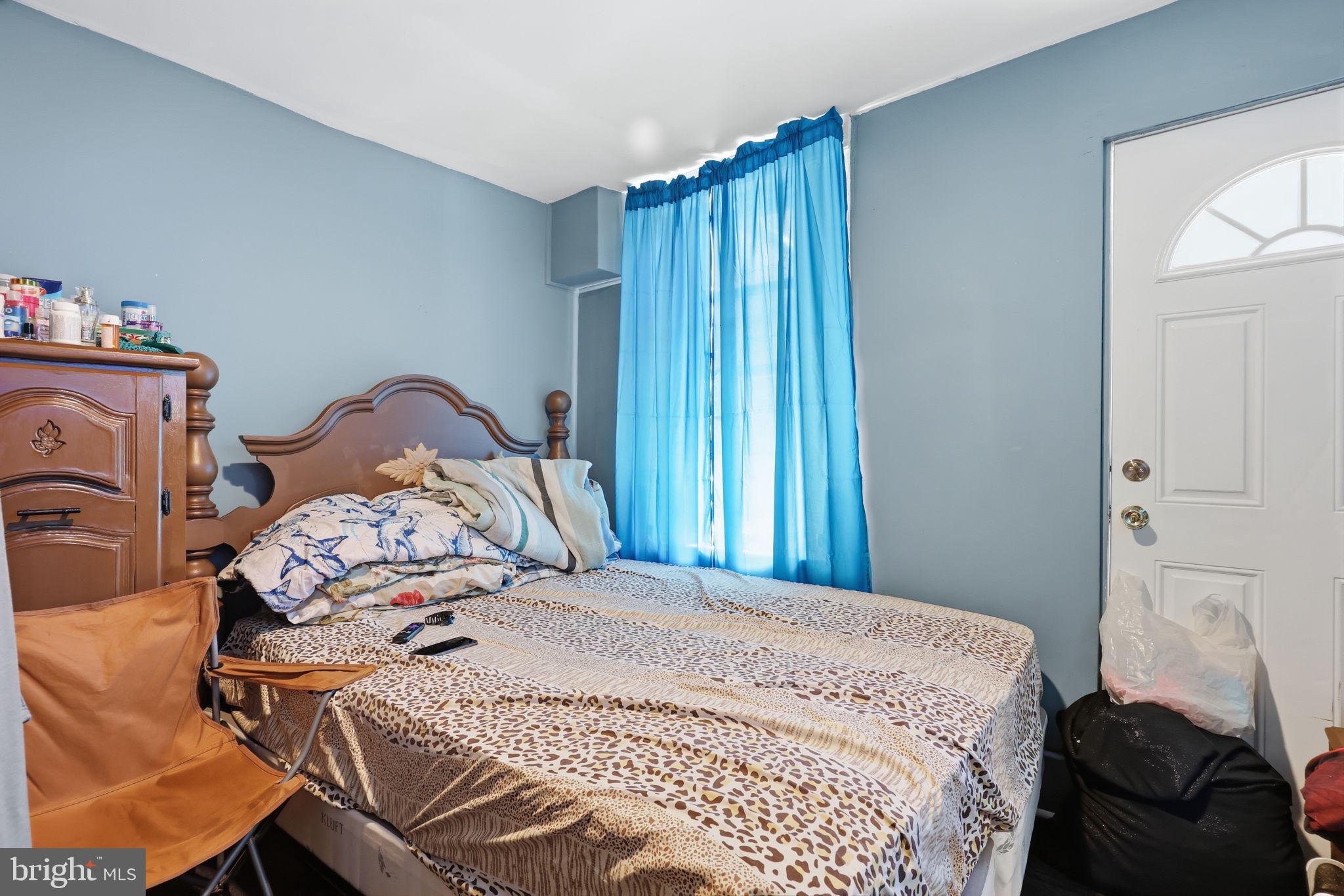 KENSINGTON - Residential Income