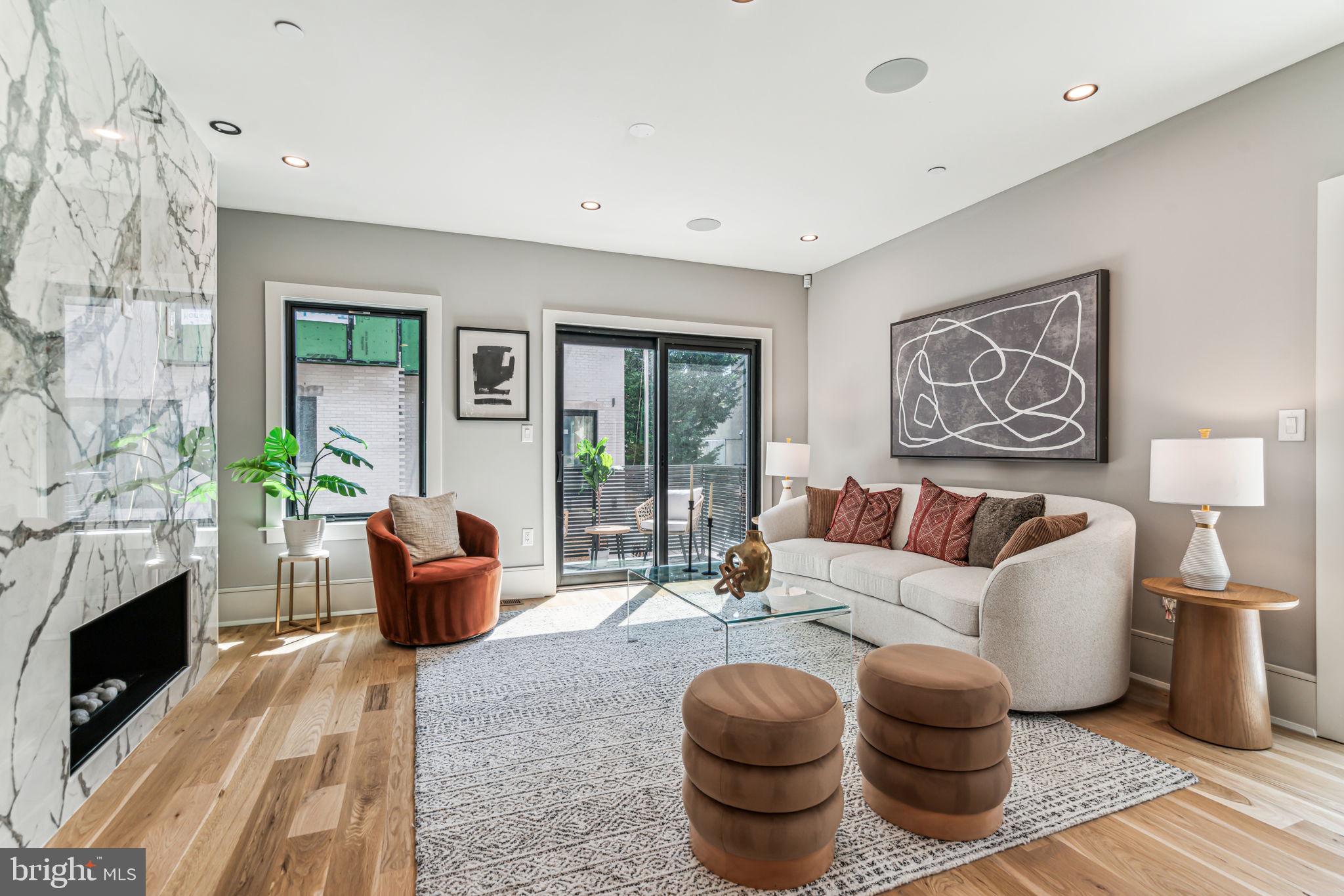 PASSYUNK SQUARE - Residential