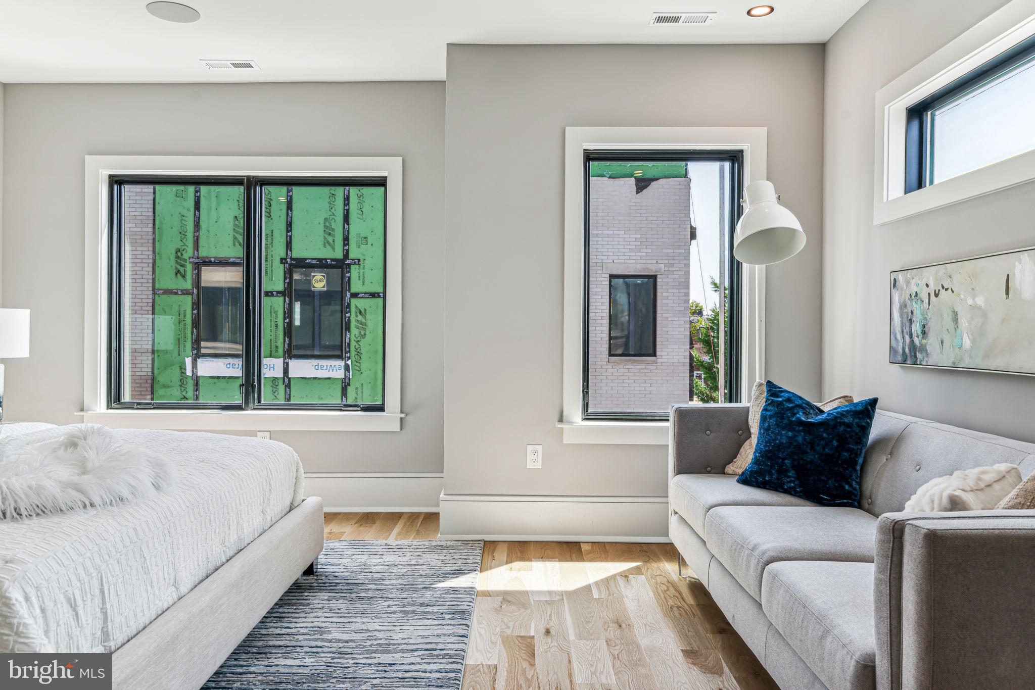 PASSYUNK SQUARE - Residential
