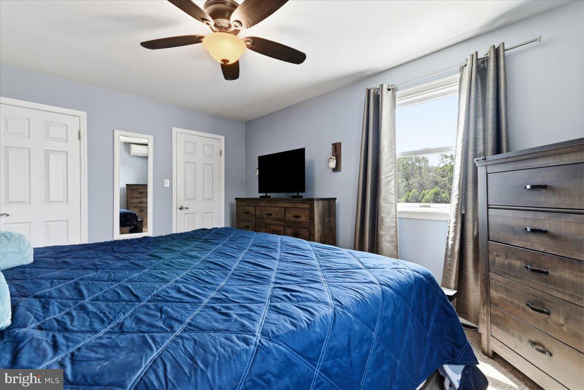 WOODLAND ACRES - Residential