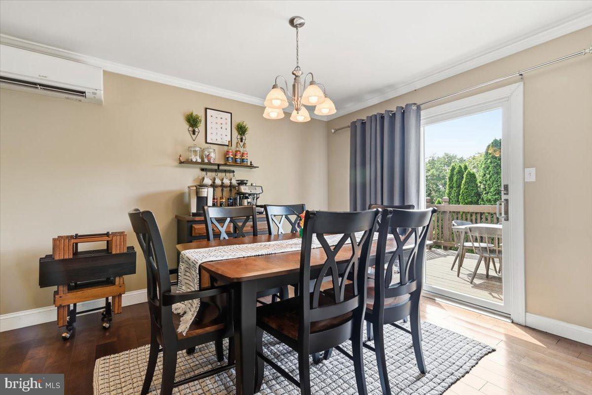WOODLAND ACRES - Residential