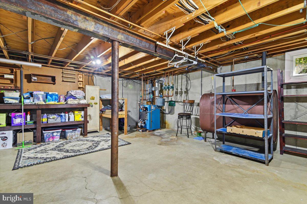 WOODLAND ACRES - Residential