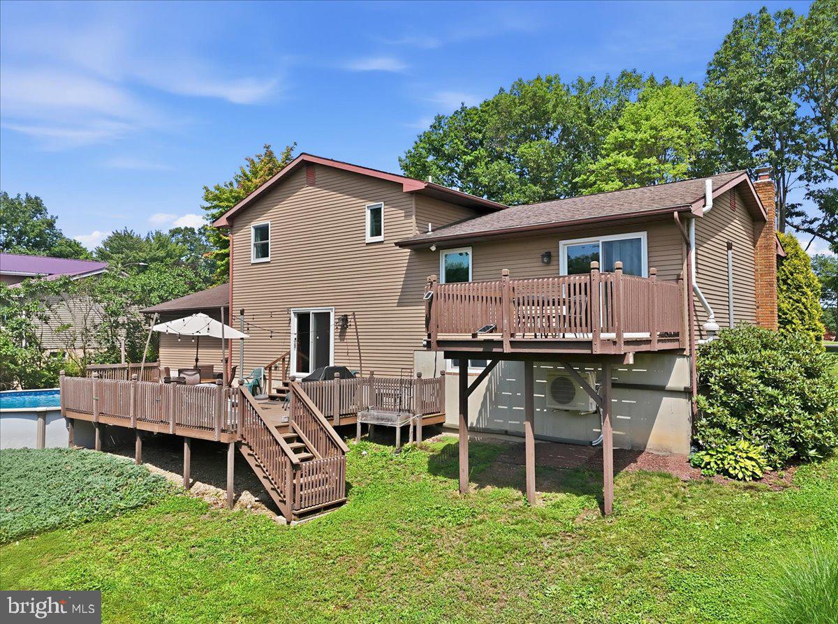 WOODLAND ACRES - Residential