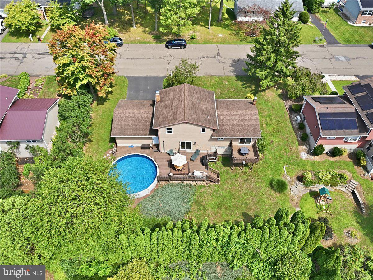 WOODLAND ACRES - Residential