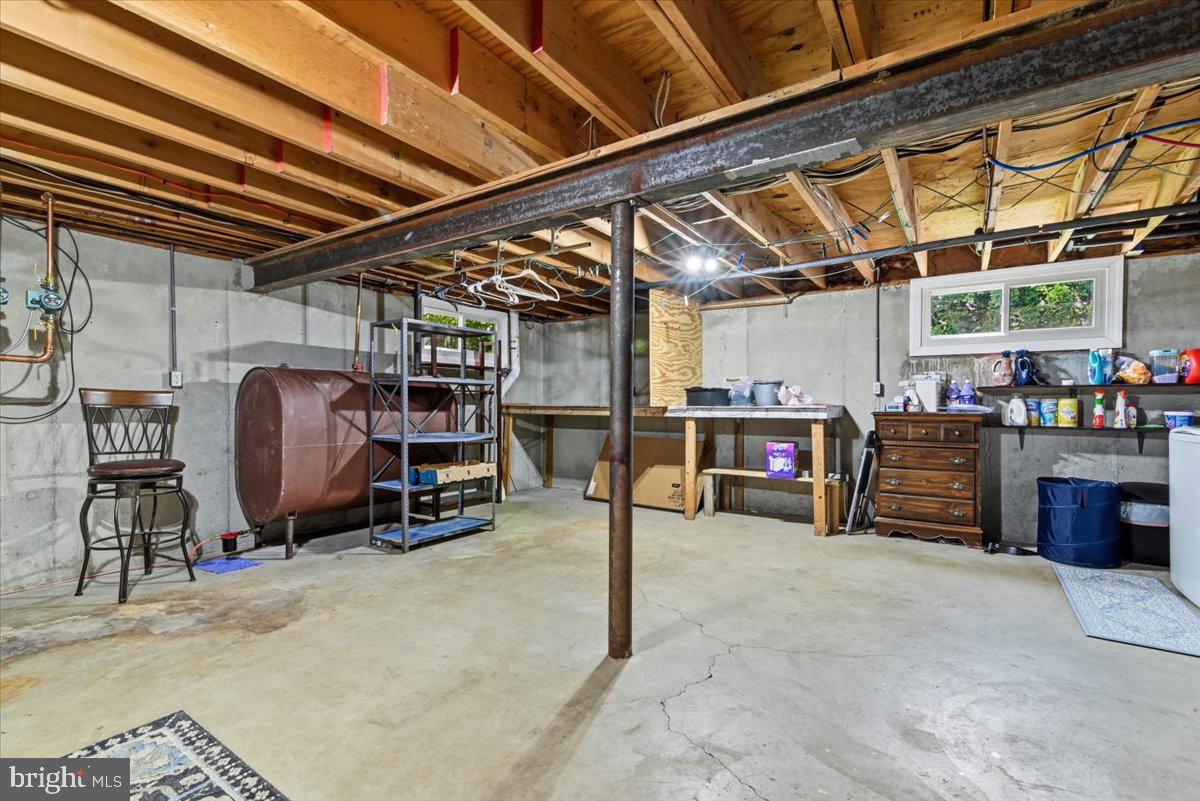 WOODLAND ACRES - Residential