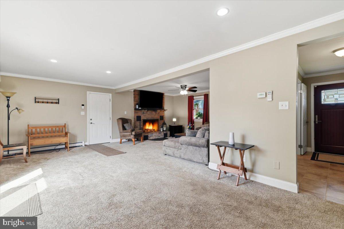 WOODLAND ACRES - Residential