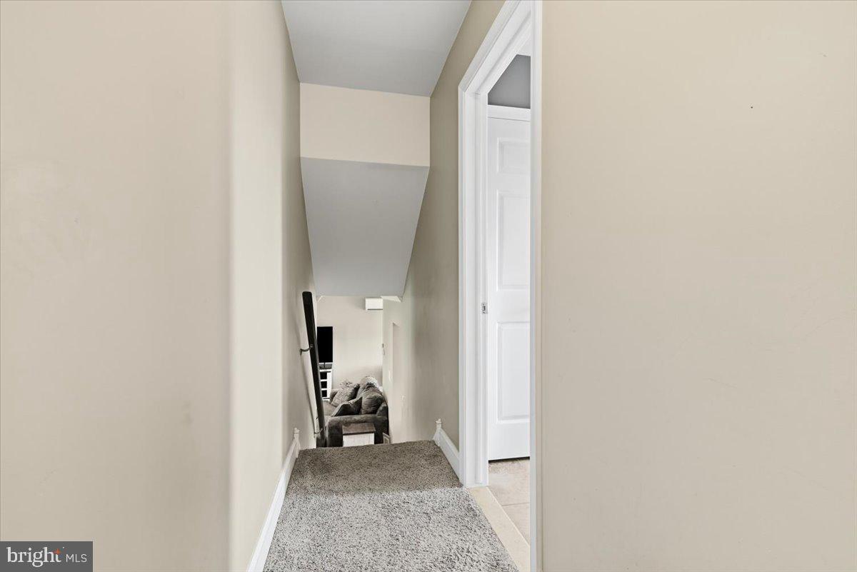 WOODLAND ACRES - Residential