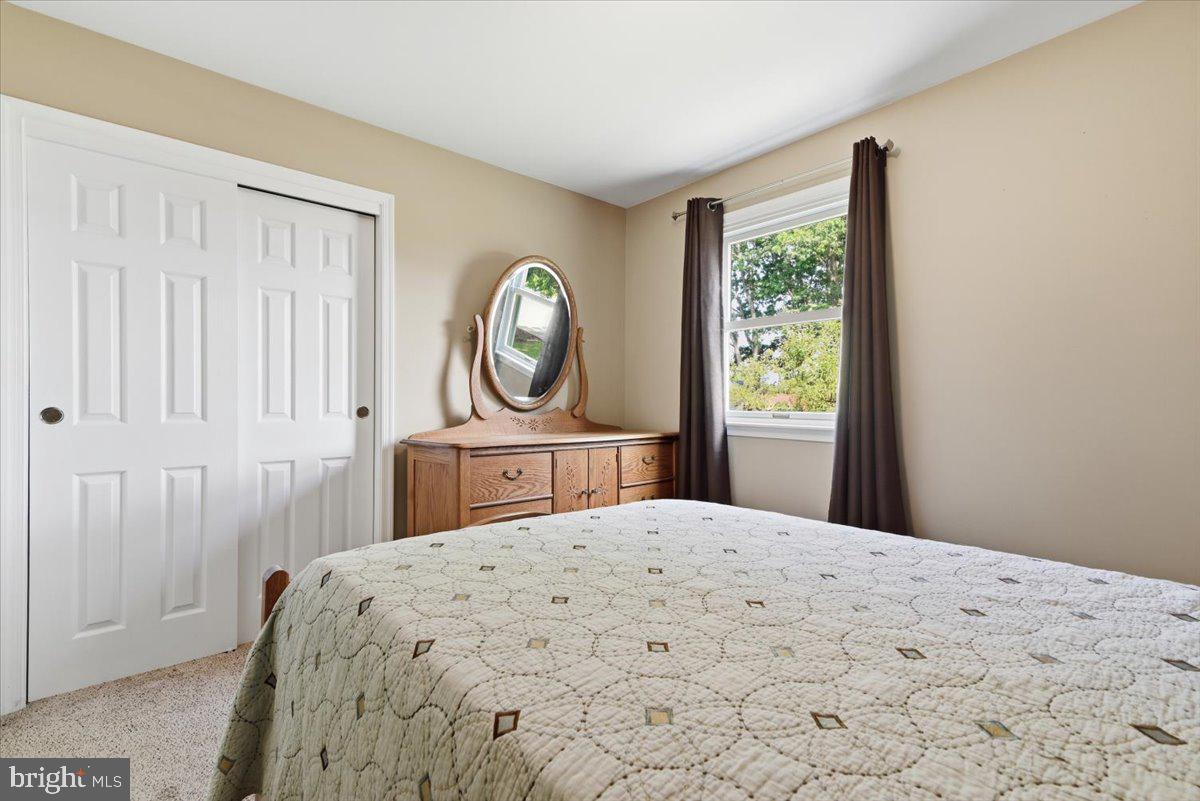 WOODLAND ACRES - Residential