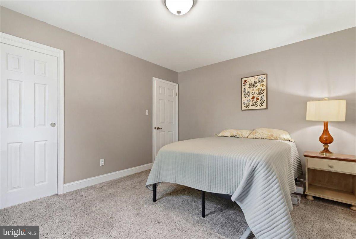 WOODLAND ACRES - Residential