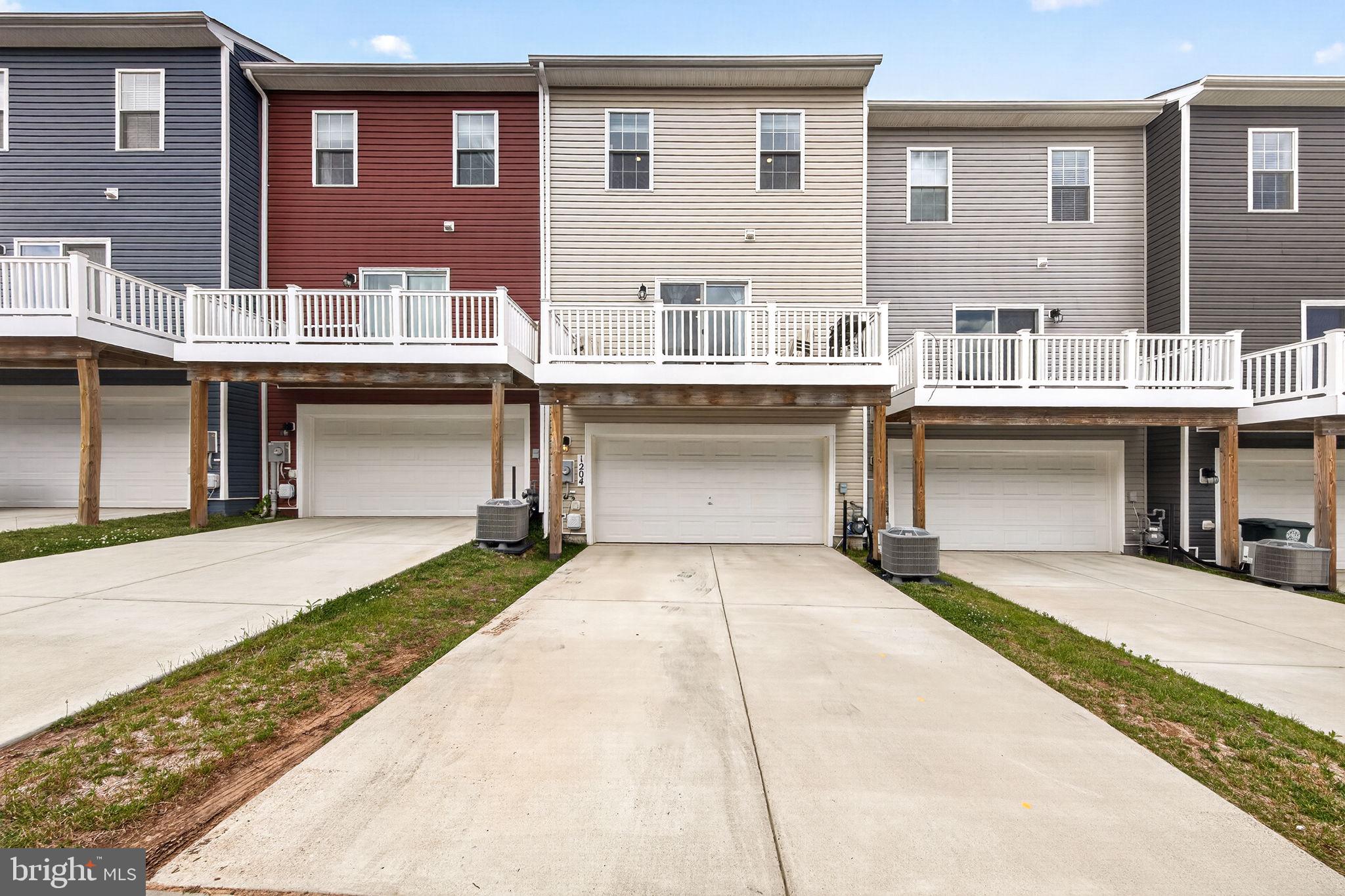 TUSCARORA CREEK - Residential