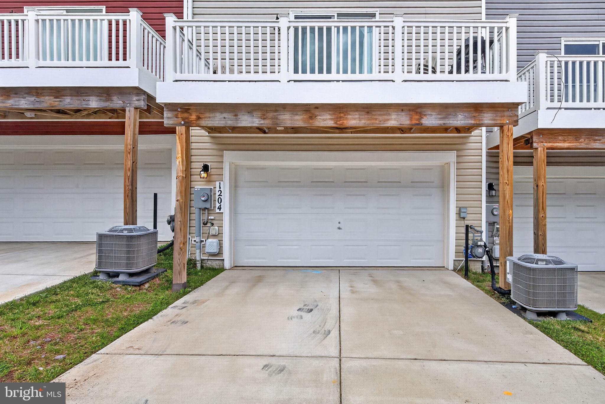 TUSCARORA CREEK - Residential