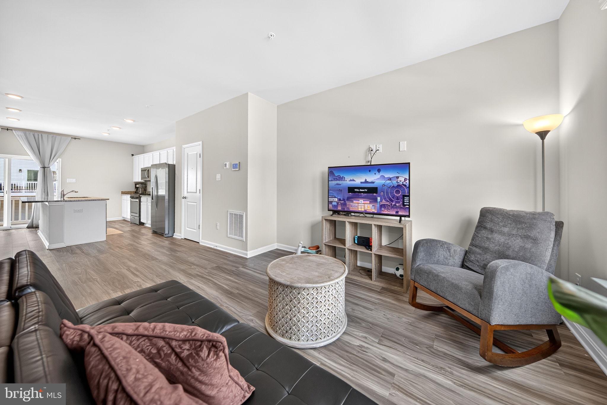 TUSCARORA CREEK - Residential