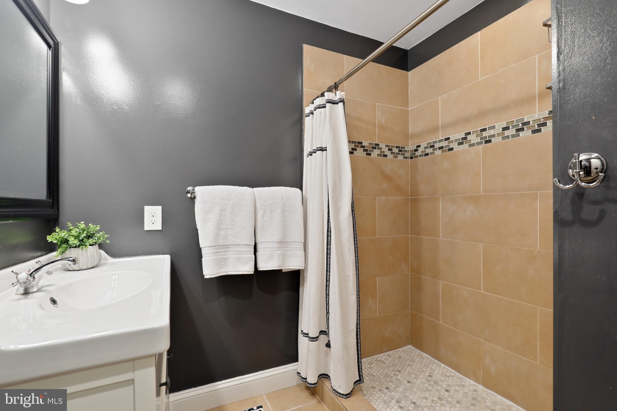 PATTERSON PLACE - Residential