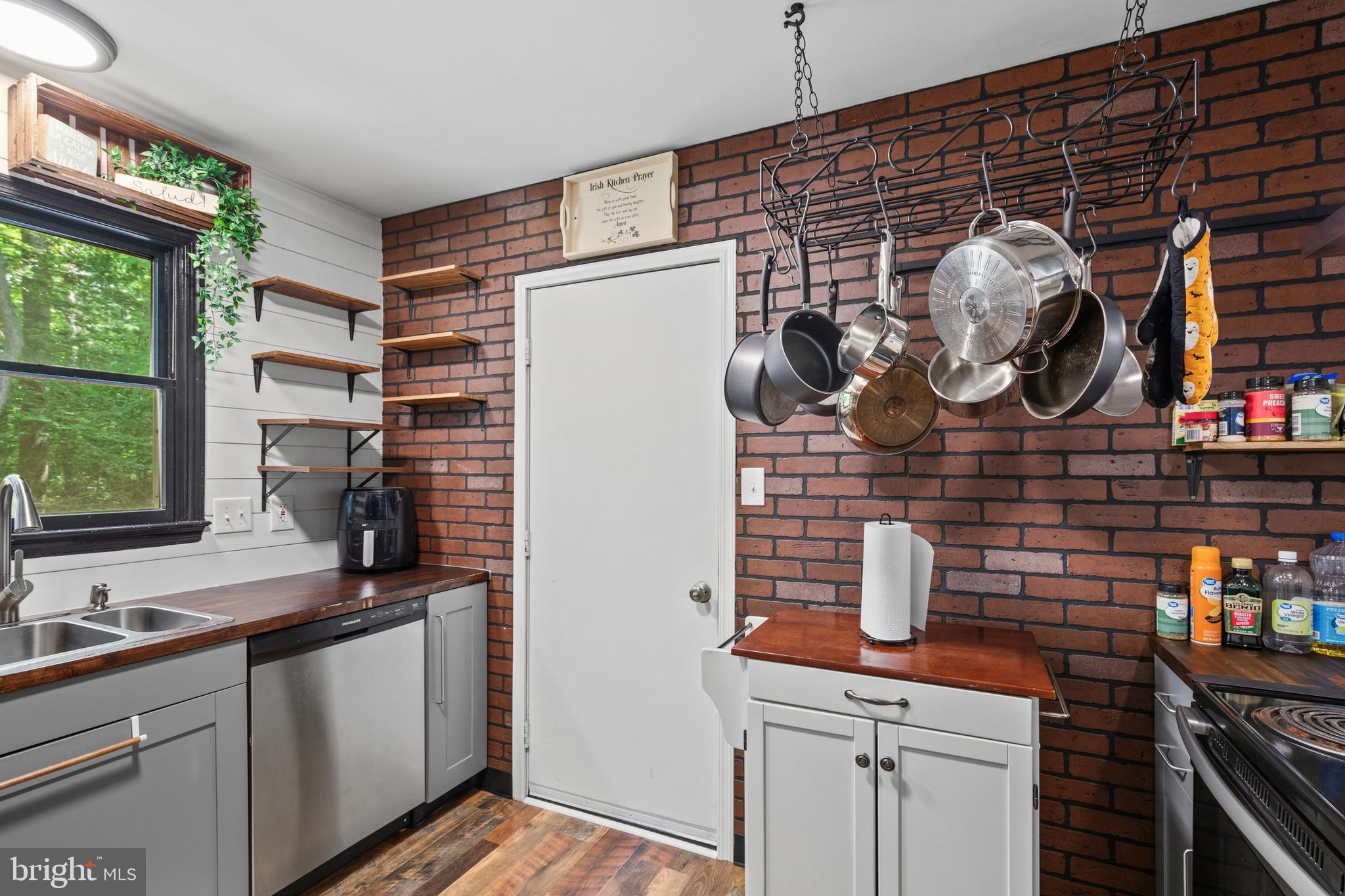 OCEAN PINES - PINEHURST - Residential