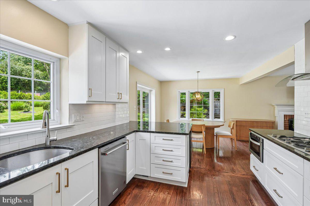 BALLANTRAE - Residential