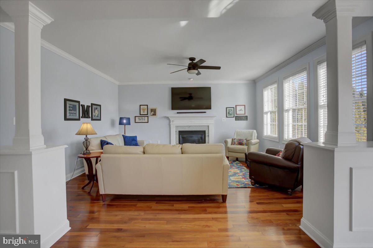 MEADOWBROOK FARMS - Residential
