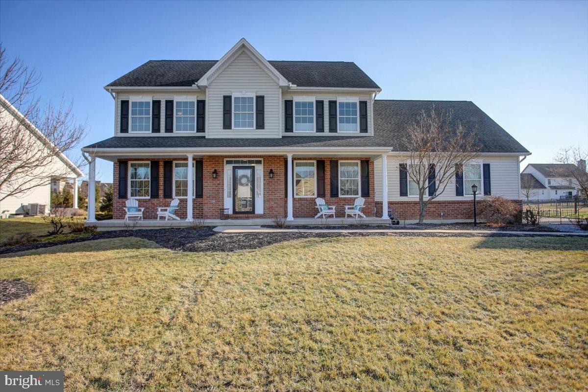 MEADOWBROOK FARMS - Residential