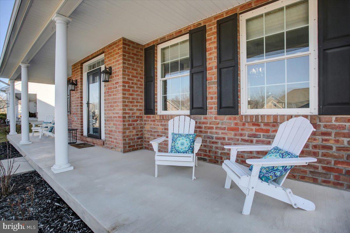 MEADOWBROOK FARMS - Residential