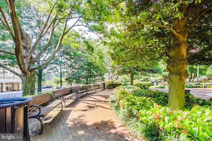WILLOUGHBY OF CHEVY CHASE - Residential