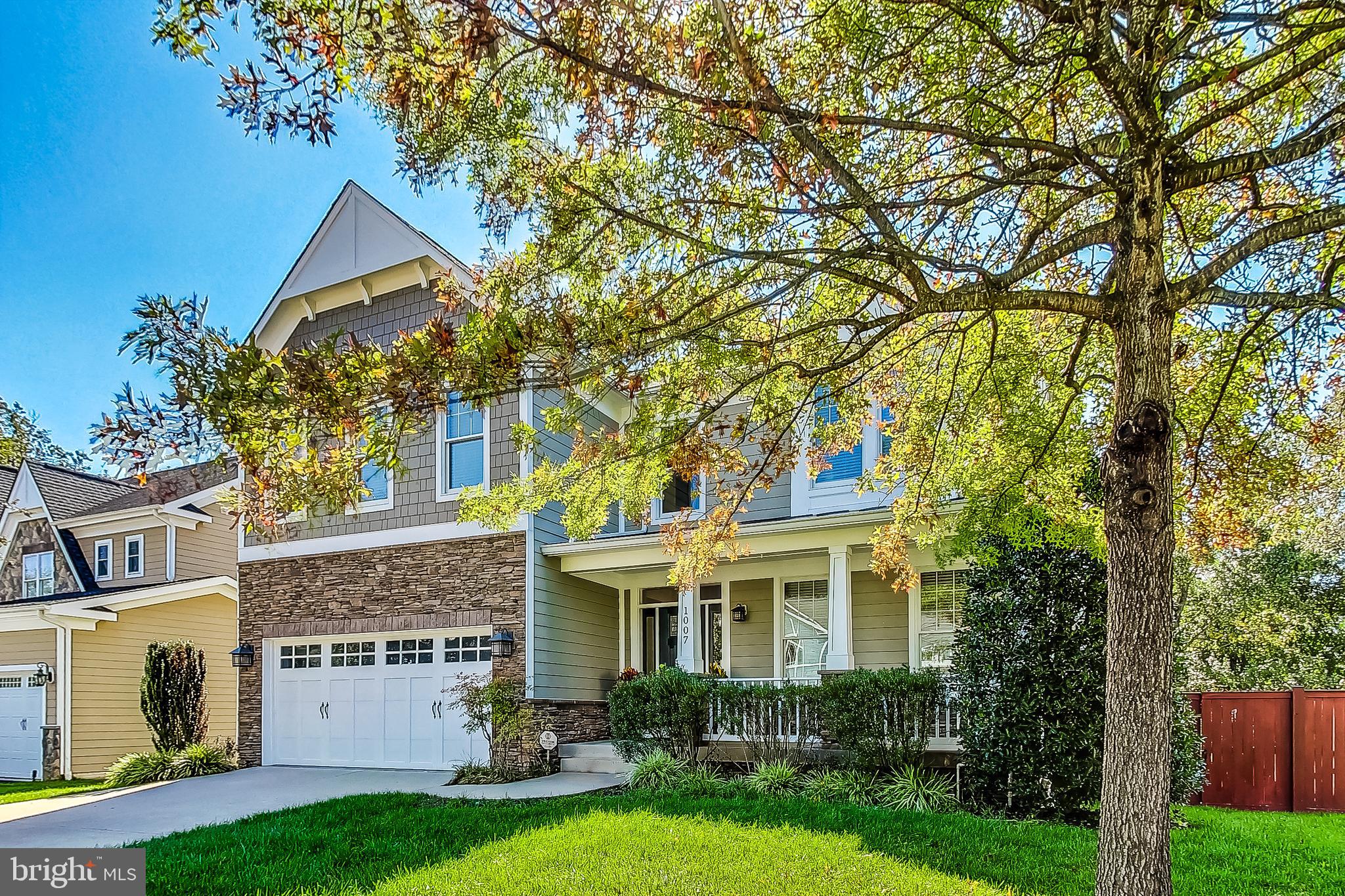 VIENNA WOODS - Residential