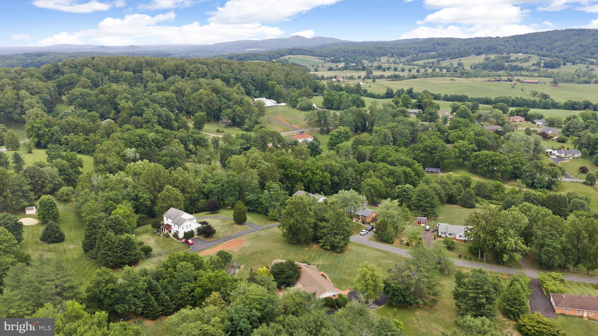 GREENFIELDS - Residential