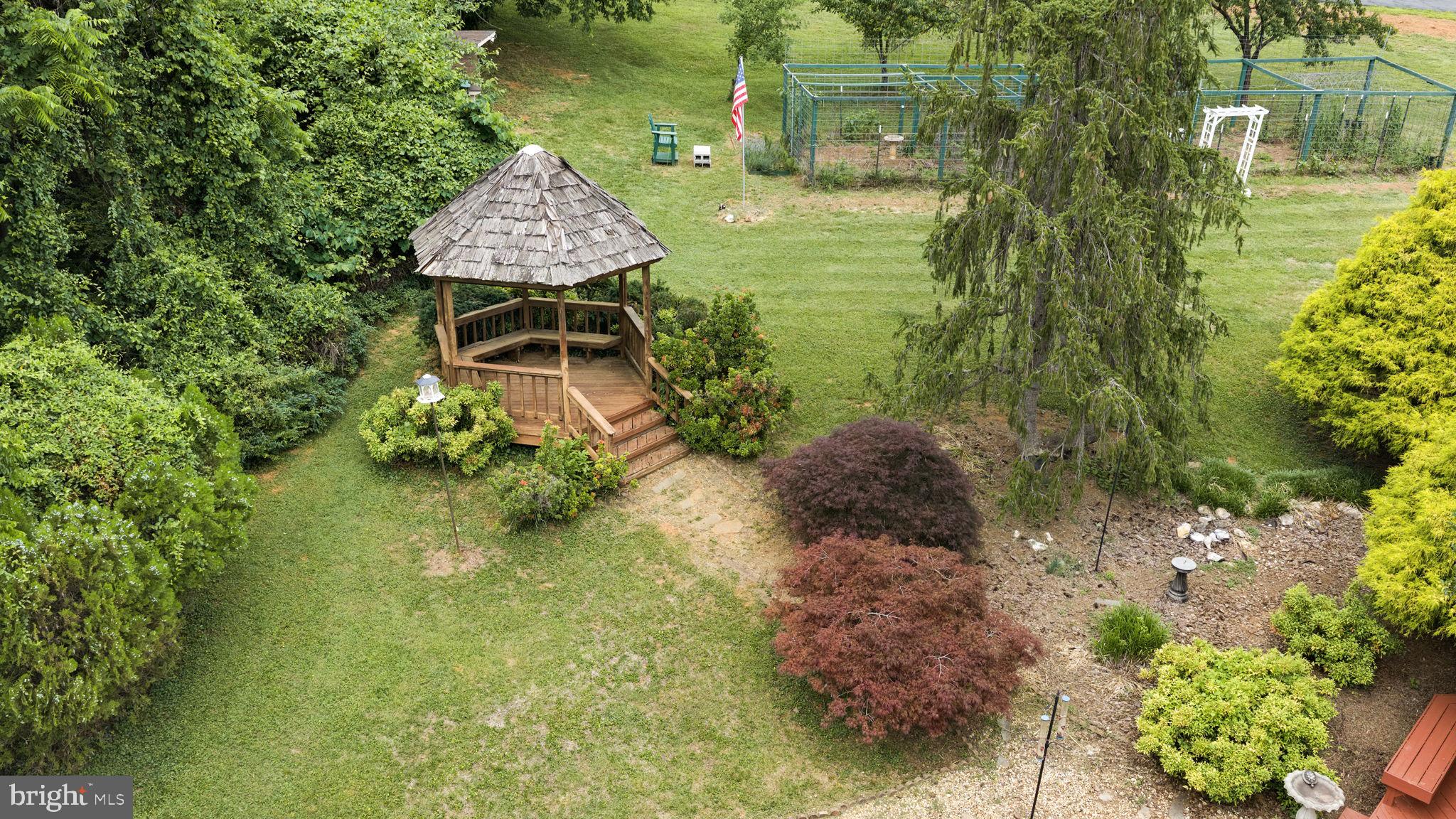 GREENFIELDS - Residential