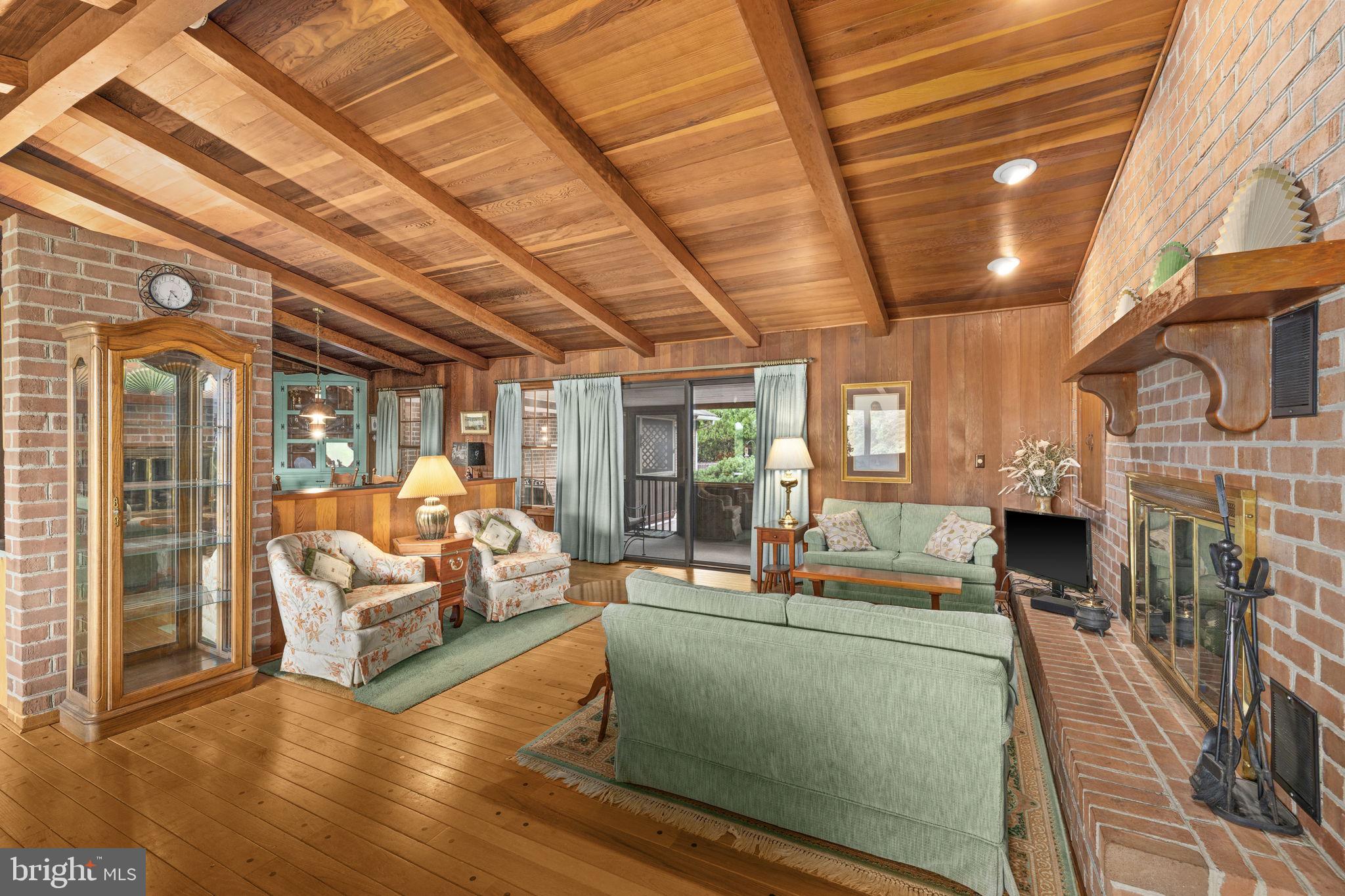 GREENFIELDS - Residential
