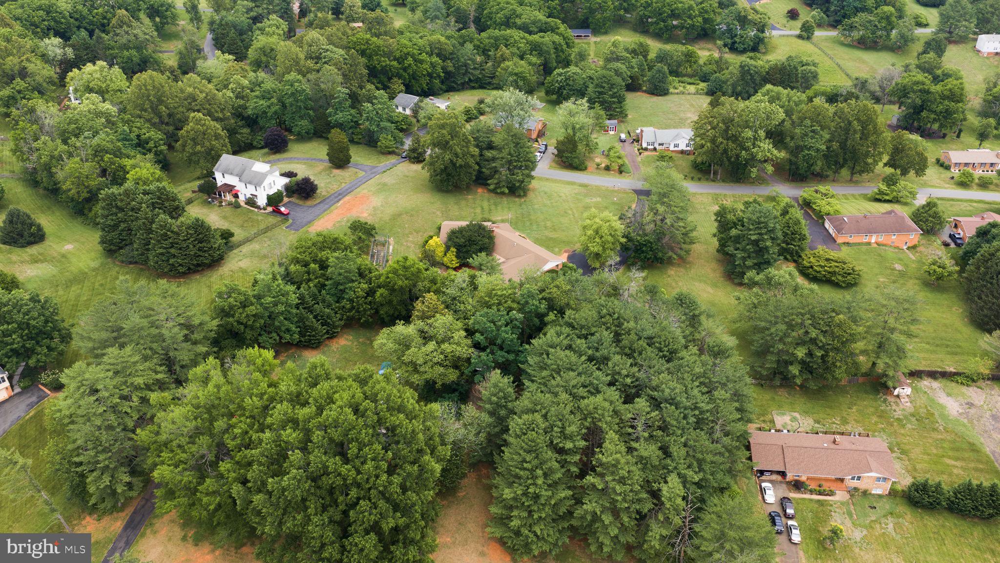 GREENFIELDS - Residential