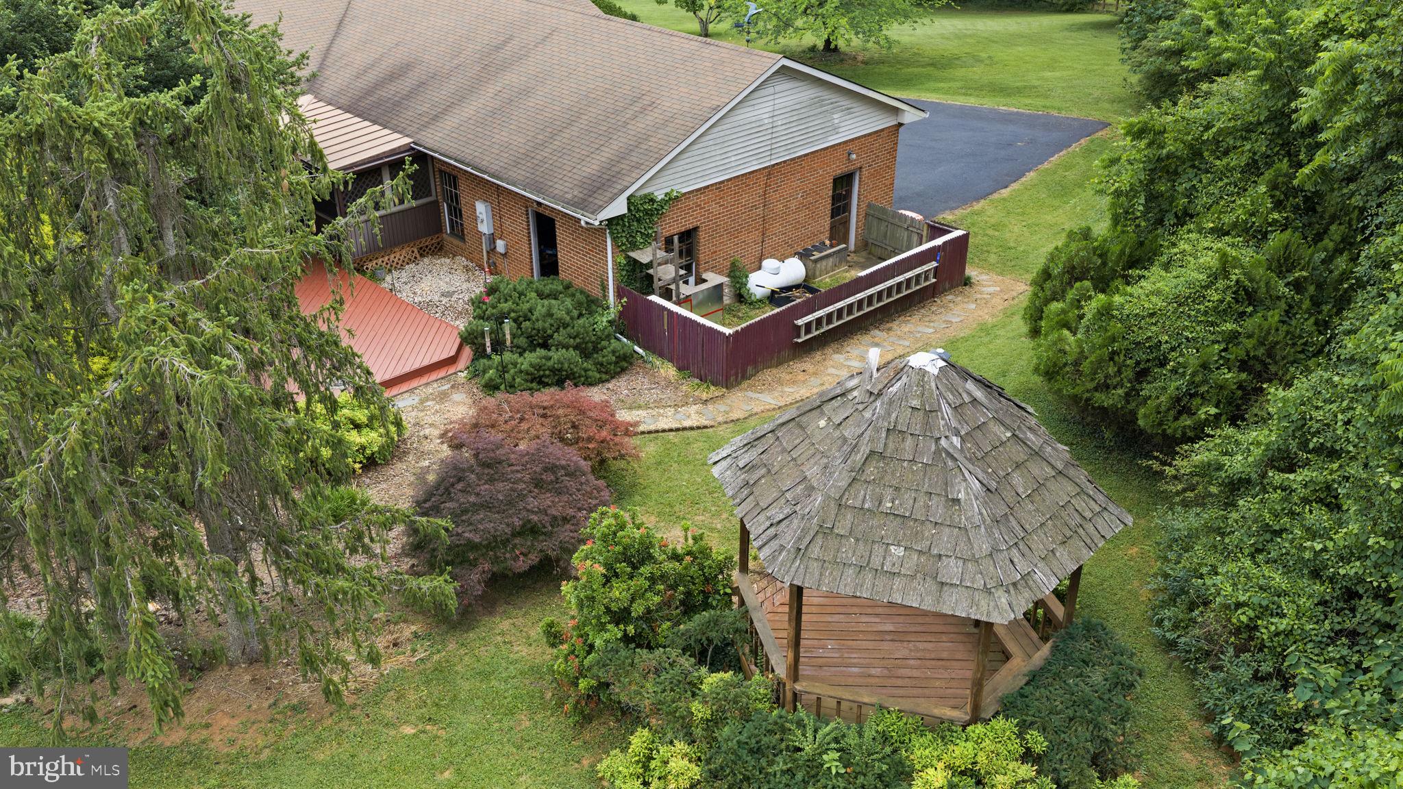 GREENFIELDS - Residential