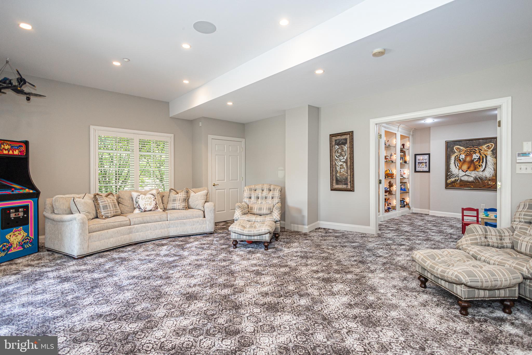 INDIAN SPRINGS - Residential