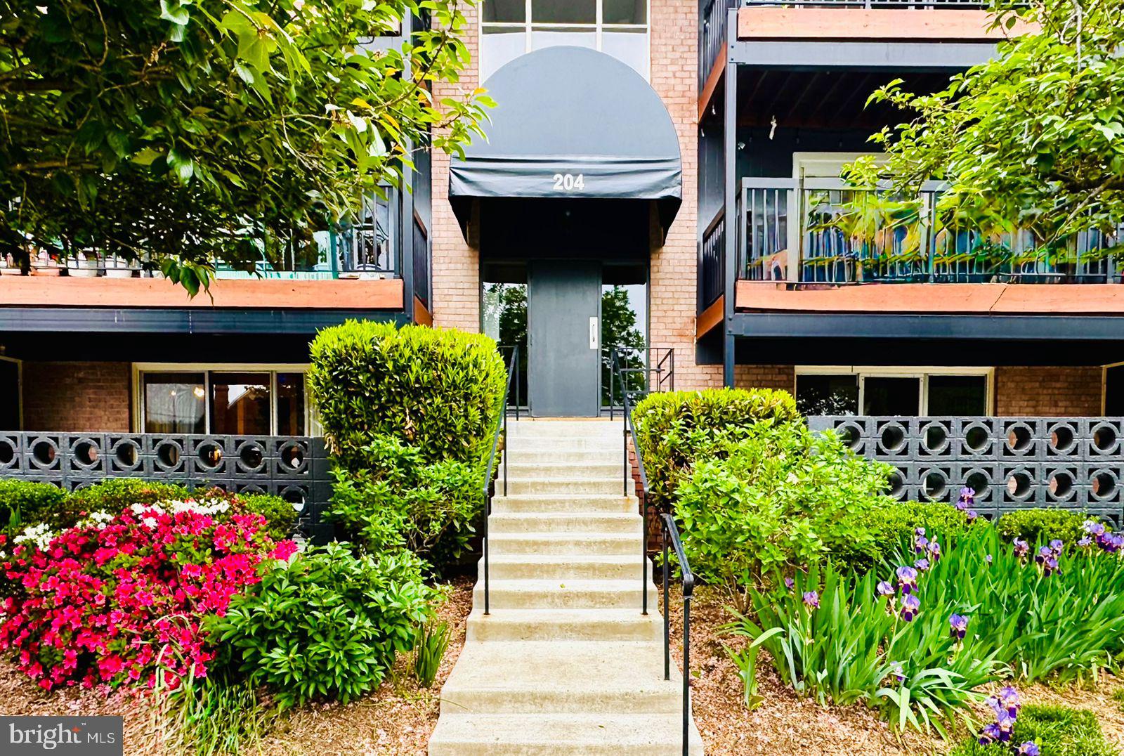 PARK TERRACE - Residential