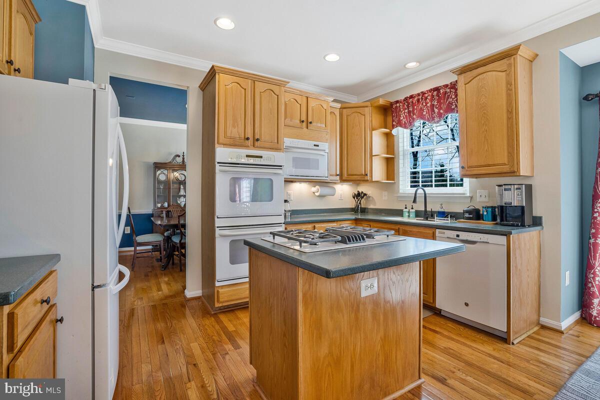 VICTORY LAKES - Residential