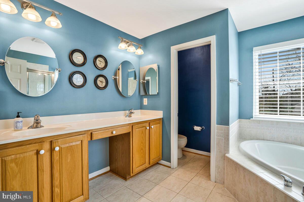 VICTORY LAKES - Residential
