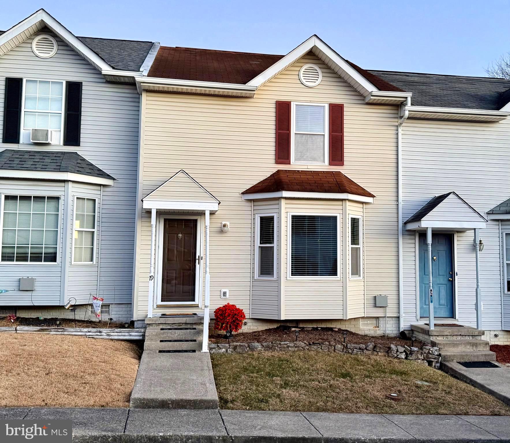 Back on the market due to buyer's change in circumstances...no fault of seller.  Their loss is your opportunity!  Welcome to this well-maintained 3 Bedroom 2.5 Bath interior townhome in Inwood's Musselman Square.  Offering approximately 1254 finished square feet, this light filled home features a spacious living room with a bay window, bright country kitchen and dining area perfect for everyday living or entertaining.  Upstairs, the primary suite includes a walk-in closet and private bath, complemented by 2 additional bedrooms and a full bath.  Recent updates include newer flooring throughout much of the home, updated windows, water softener and on-demand electric hot water system, providing efficiency and peace of mind.
Enjoy a fenced backyard perfect for relaxing or pets and play.  Conveniently located near Route 51, I-81, shopping and local amenities, this property offers an excellent opportunity to homeowners or investors alike.  Don't miss your chance to own a move-in ready townhome in a great location!