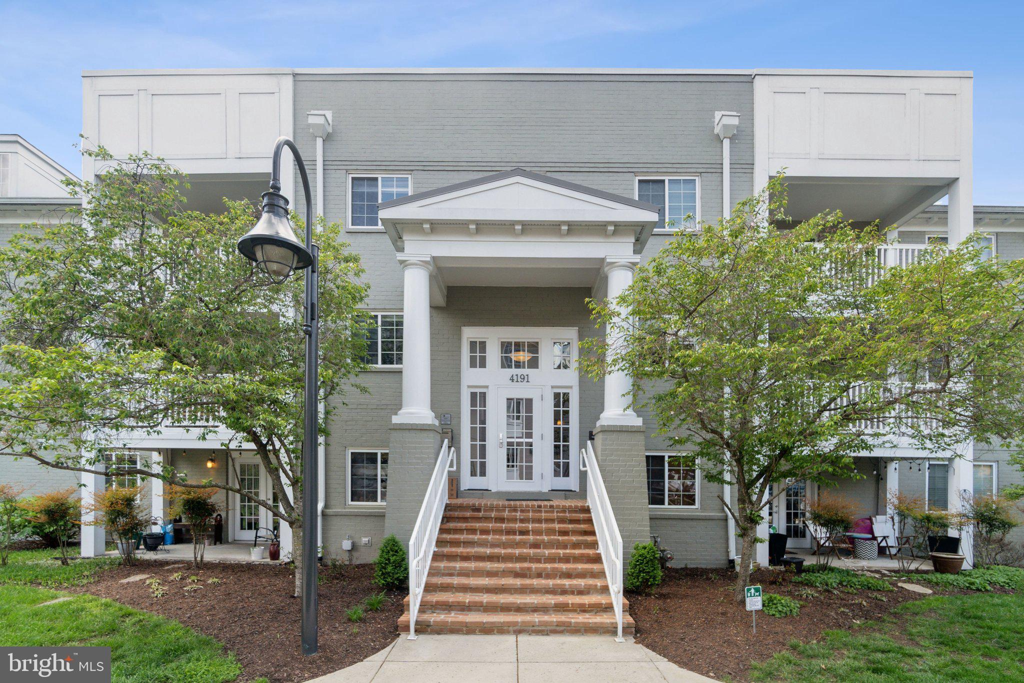 Stylish Condo with Balcony in Prime West-End Location. Located in the quieter west end of the community, this desirable unit offers both comfort and convenience—just steps from additional parking and easy access via the second building from Four Mile Run. Enjoy a well-appointed interior featuring gas cooking, granite countertops, stainless steel appliances, hardwood flooring, and a custom closet system. Relax on your private balcony or take advantage of the community's premium amenities, including a pool, fitness center, clubhouse, pool table, barbecue area, and business center. An ideal blend of lifestyle and location—don’t miss it!

Move In Fee $150 

Pets- Case by Case