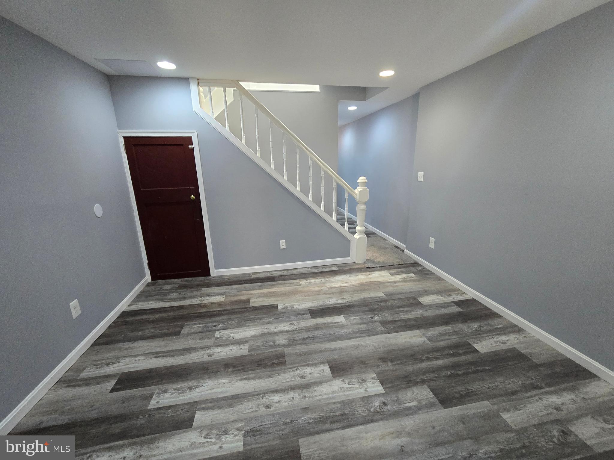MONDAWMIN - Residential