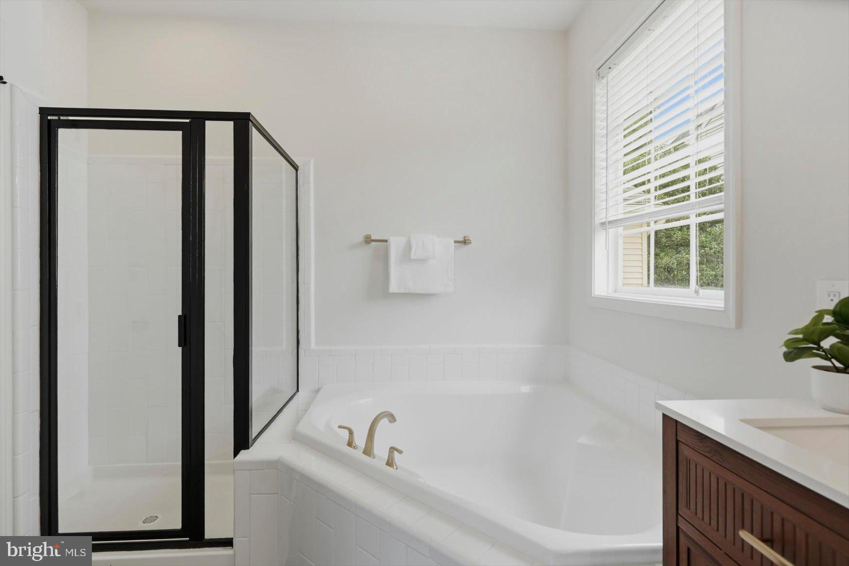 DEARBOUGHT - Residential